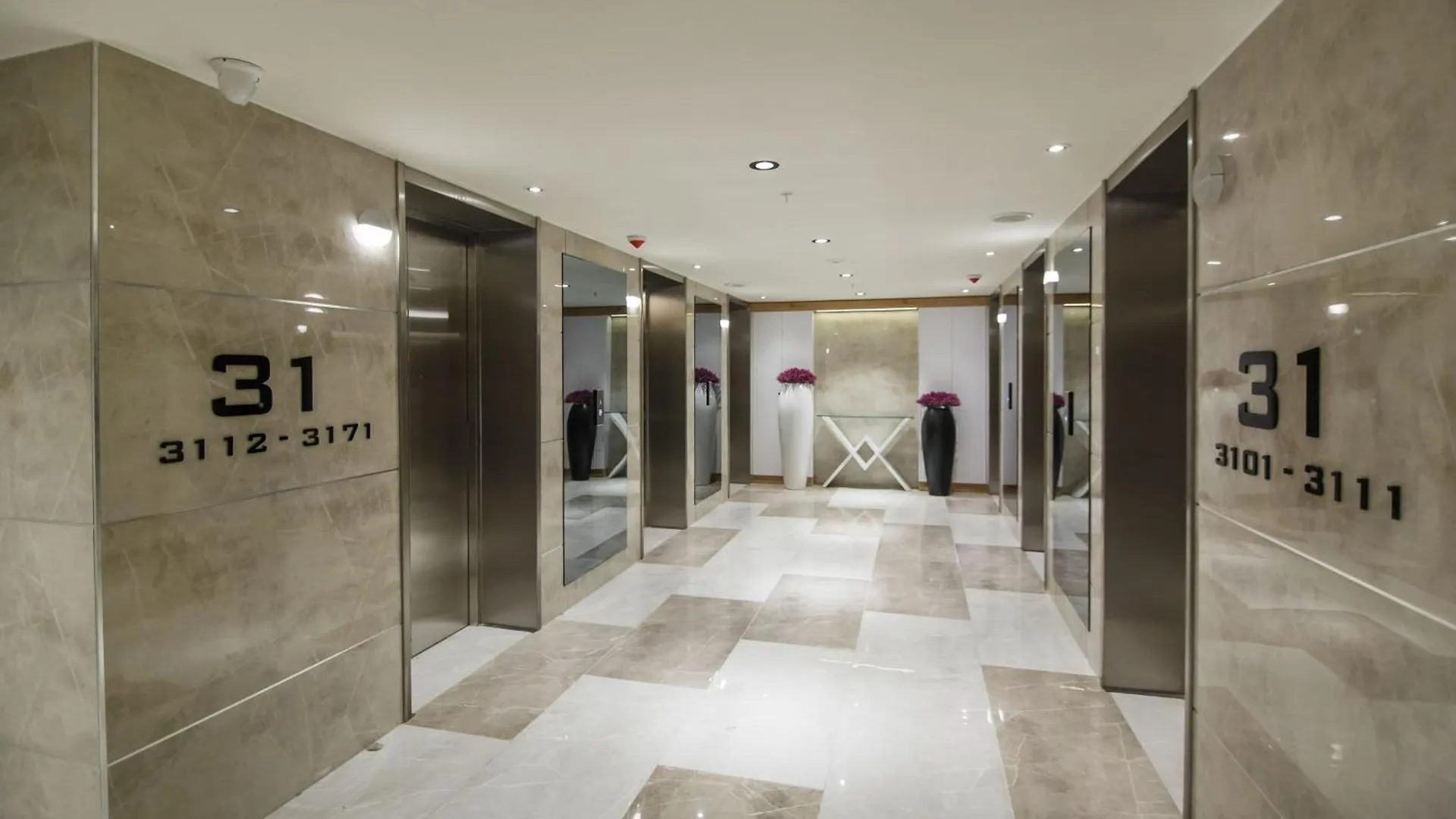 Cozy Stay In Orbi City D Block باتومي شقة