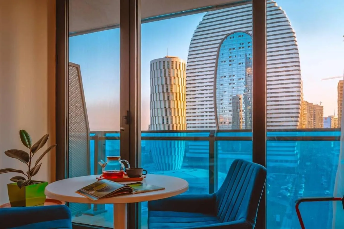 Cozy Stay In Orbi City D Block باتومي 0*,